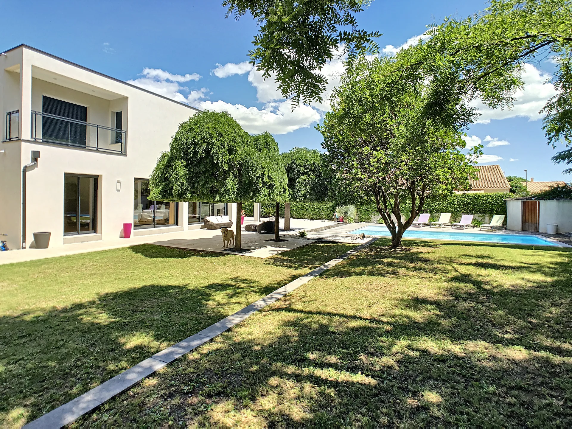 Aménagement extérieur de la Villa Houba